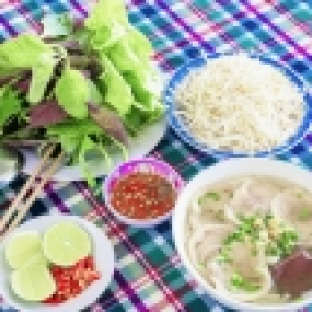  HỦ TIẾU - THỊT NẠC