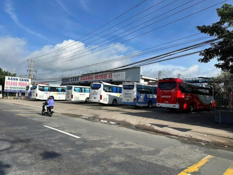 Không Gian Quán Tại Bánh Canh Hoàng Minh II